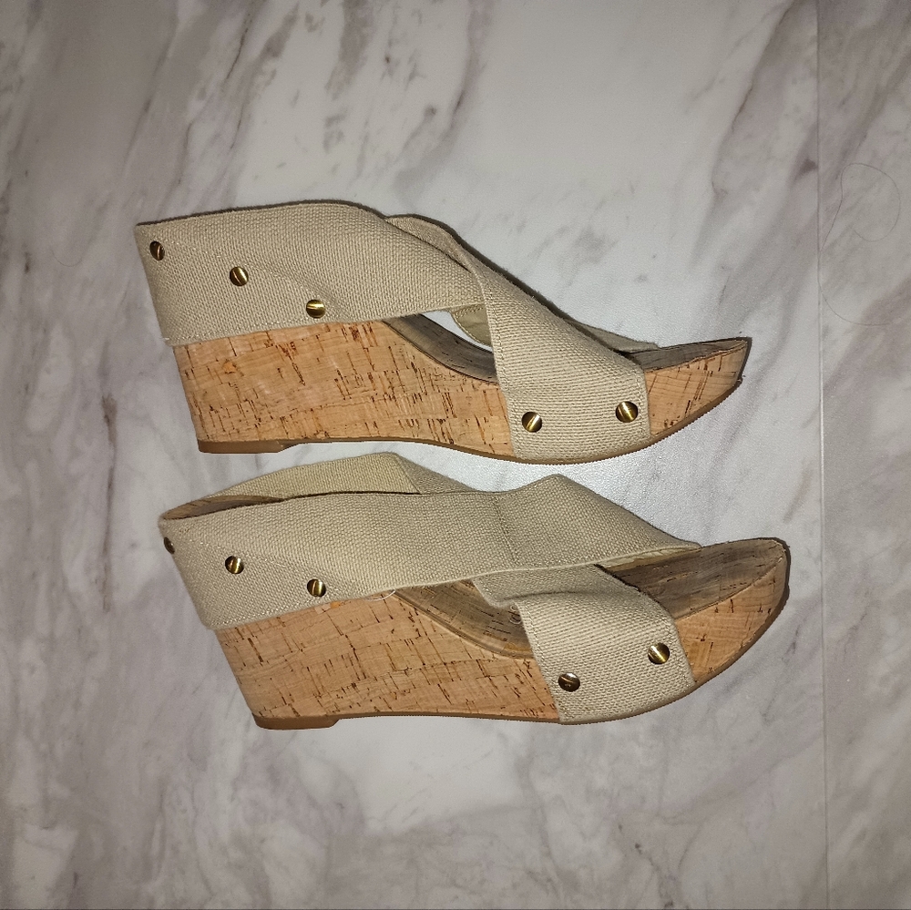 Lucky Brand Miller Tan Cross-Strap Cork Wedge Sandals 8.5 - Picture 4 of 8